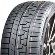 Royal Black Royal Winter UHP 215/45 R 18 93V